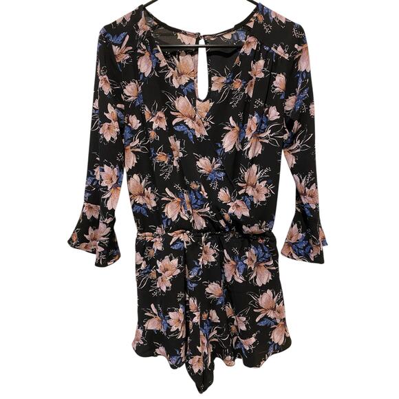 One Clothing Floral Romper Small Black Purple Ruffle Hem Long Sleeve Indie Boho - Picture 1 of 7